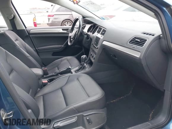 ✅ 2016 Volkswagen Golf TSI S • VIN: 3VW217AU0GM016509 • Lot: 43671844. Wystawiony na IAAI z przebiegiem 107 543 mil. Bezpłatny archiwum sprzedaży aukcyjnych z USA i szczegółowy raport historii pojazdu na DreamBid. Zdjęcie 5.