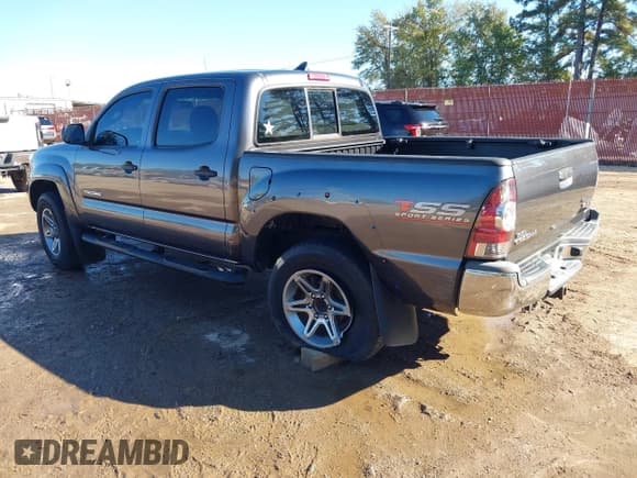 ✅ 2014 Toyota Tacoma PreRunner • VIN: 5TFJU4GN5EX058881 • Lot: 43603920. Listed on IAAI with 170,876 mi. Free auction sales archive from the USA and detailed vehicle history report at DreamBid. Image 3.