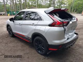 ✅ 2024 Mitsubishi Eclipse Cross LE • VIN: JA4ATVAA9RZ047563 • Lot: 43275459. Wystawiony na IAAI z przebiegiem 20 211 mil. Bezpłatny archiwum sprzedaży aukcyjnych z USA i szczegółowy raport historii pojazdu na DreamBid. Zdjęcie 3.