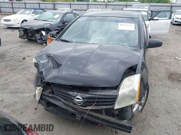 ✅ 2011 Nissan Sentra SR • VIN: 3N1AB6AP8BL693468 • Lot: 42051109. Wystawiony na IAAI z przebiegiem 230 857 mil. Bezpłatny archiwum sprzedaży aukcyjnych z USA i szczegółowy raport historii pojazdu na DreamBid. Zdjęcie 6.