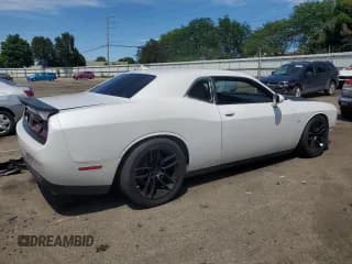 ✅ 2016 Dodge Challenger R/T Scat Pack • VIN: 2C3CDZFJ5GH193424 • Lot: 56637874. Wystawiony na Copart z przebiegiem 60 931 mil. Bezpłatny archiwum sprzedaży aukcyjnych z USA i szczegółowy raport historii pojazdu na DreamBid. Zdjęcie 3.