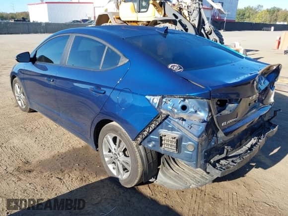 2017 Hyundai Elantra SE z VIN 5NPD84LF9HH058625, wystawiony jako IAAI lot #43387757 z przebiegiem 106 949 mil mil oraz . Historia ofert i sprzedaży dostępna na DreamBid. Obrazek 3.