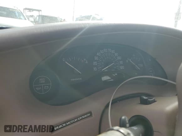 ✅ 2002 Buick Century Custom • VIN: 2G4WS52J821201719 • Lot: 74900894. Wystawiony na Copart z przebiegiem Nie podano. Bezpłatny archiwum sprzedaży aukcyjnych z USA i szczegółowy raport historii pojazdu na DreamBid. Zdjęcie 9.