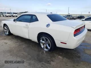 ✅ 2014 Dodge Challenger SXT • VIN: 2C3CDYAG7EH209786 • Lot: 80151564. Wystawiony na Copart z przebiegiem 129 689 mil. Bezpłatny archiwum sprzedaży aukcyjnych z USA i szczegółowy raport historii pojazdu na DreamBid. Zdjęcie 2.
