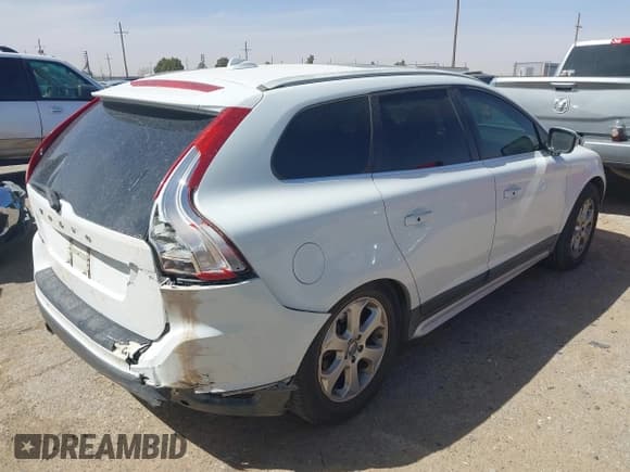 ✅ 2012 Volvo XC60 3.2L • VIN: YV4952DL3C2344789 • Lot: 41807917. Listed on IAAI with 235,939 mi. Free auction sales archive from the USA and detailed vehicle history report at DreamBid. Image 4.