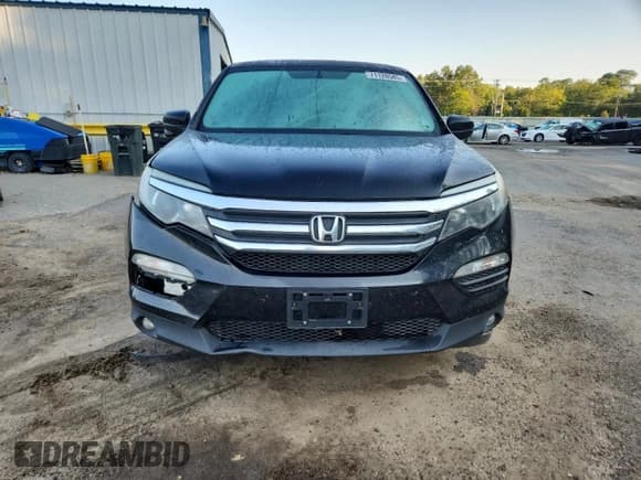 ✅ 2017 Honda Pilot EX-L • VIN: 5FNYF5H57HB048168 • Lot: 71128585. Listed on Copart with 155,265 mi. Free auction sales archive from the USA and detailed vehicle history report at DreamBid. Image 5.