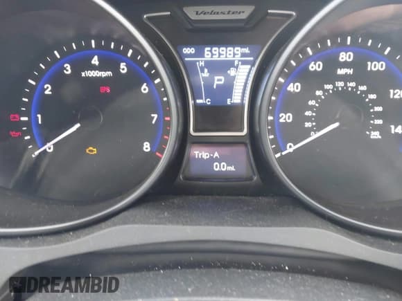 ✅ 2013 Hyundai Veloster Turbo • VIN: KMHTC6AE8DU176516 • Lot: 43166189. Wystawiony na IAAI z przebiegiem 69 989 mil. Bezpłatny archiwum sprzedaży aukcyjnych z USA i szczegółowy raport historii pojazdu na DreamBid. Zdjęcie 7.