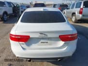 ✅ 2017 Jaguar XE 25t Premium • VIN: SAJAD4BG0HA957939 • Лот: 42340907. Опубликован ранее на IAAI с пробегом 99 448 миль. Бесплатный доступ к архиву аукционных продаж из США и подробный отчёт об истории автомобиля на DreamBid. Изображение 16.