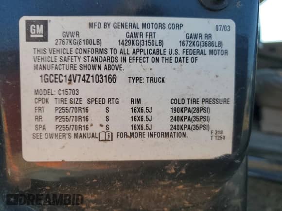 2004 Chevrolet Silverado 1500 LS z VIN 1GCEC14V74Z103166, wystawiony jako Copart lot #77694504 z przebiegiem 327 931 mil mil oraz Czysty tytuł • Clean title. Historia ofert i sprzedaży dostępna na DreamBid. Obrazek 12.