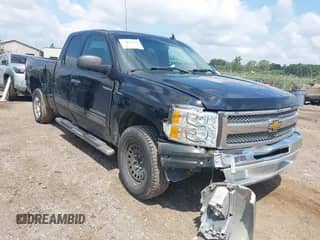 2013 Chevrolet Silverado 1500 LT with VIN 1GCRCSE02DZ306203, listed as a IAAI auction lot 42928046 with 103,734 mi miles and . Bid and sale history available at DreamBid. Image 1.