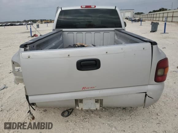 ✅ 2002 Chevrolet Silverado 1500 LS • VIN: 1GCEC14V22Z312411 • Лот: 76536224. Опубликован ранее на Copart с пробегом 145 114 миль. Бесплатный доступ к архиву аукционных продаж из США и подробный отчёт об истории автомобиля на DreamBid. Изображение 6.