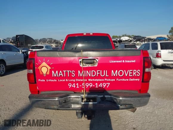 ✅ 2006 Chevrolet Silverado 2500HD LT3 • VIN: 1GCHK23U16F231731 • Lot: 43749635. Listed on IAAI with 181,834 mi. Free auction sales archive from the USA and detailed vehicle history report at DreamBid. Image 16.