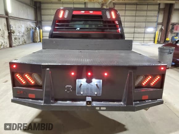 ✅ 2006 Chevrolet Silverado 2500HD LT3 • VIN: 1GCHK23D36F153968 • Лот: 90945235. Опубликован ранее на Copart с пробегом 231 114 миль. Бесплатный доступ к архиву аукционных продаж из США и подробный отчёт об истории автомобиля на DreamBid. Изображение 6.