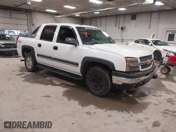 ✅ 2004 Chevrolet Avalanche Z71 • VIN: 3GNEK12T64G266712 • Lot: 43834160. Listed on IAAI with 392,391 mi. Free auction sales archive from the USA and detailed vehicle history report at DreamBid. Image 1.