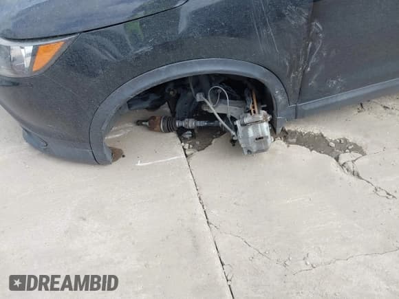 ✅ 2019 Nissan Rogue SV • VIN: JN1BJ1CR0KW627340 • Lot: 42185403. Listed on IAAI with 76,887 mi. Free auction sales archive from the USA and detailed vehicle history report at DreamBid. Image 6.