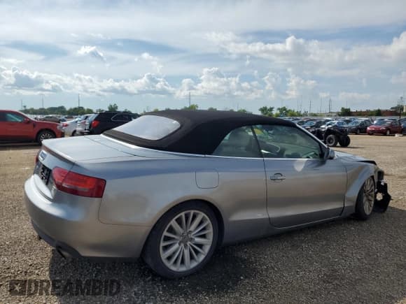 ✅ 2010 Audi A5 Premium Plus • VIN: WAUJFAFH7AN013156 • Lot: 63776815. Listed on Copart with 114,405 mi. Free auction sales archive from the USA and detailed vehicle history report at DreamBid. Image 3.