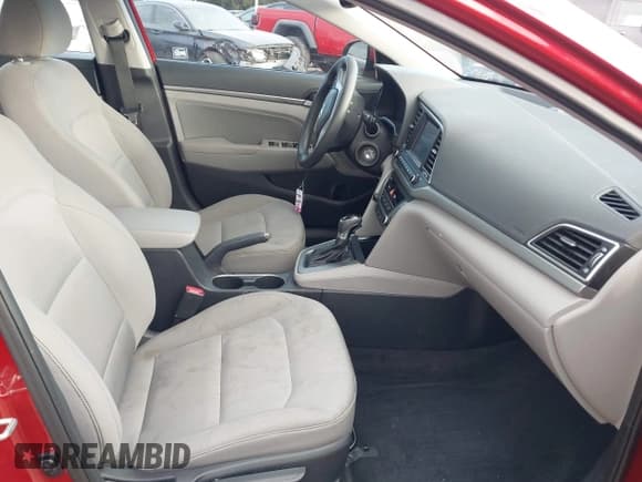 ✅ 2018 Hyundai Elantra SEL • VIN: 5NPD84LF2JH249745 • Lot: 43385820. Listed on IAAI with 68,372 mi. Free auction sales archive from the USA and detailed vehicle history report at DreamBid. Image 5.