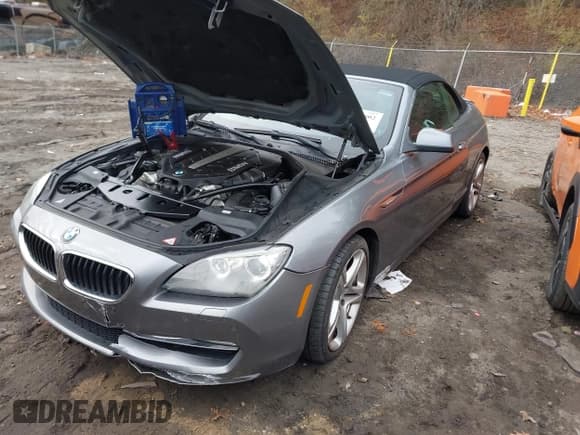 ✅ 2012 BMW 6 Series 650i • VIN: WBALZ3C5XCDL72676 • Lot: 43798002. Wystawiony na IAAI z przebiegiem 111 962 mil. Bezpłatny archiwum sprzedaży aukcyjnych z USA i szczegółowy raport historii pojazdu na DreamBid. Zdjęcie 18.