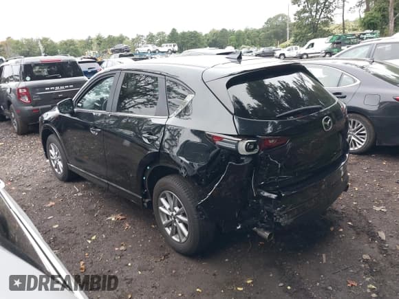 ✅ 2024 Mazda CX-5 S Carbon Edition • VIN: JM3KFBCL0R0432407 • Lot: 43172210. Wystawiony na IAAI z przebiegiem 22 759 mil. Bezpłatny archiwum sprzedaży aukcyjnych z USA i szczegółowy raport historii pojazdu na DreamBid. Zdjęcie 14.
