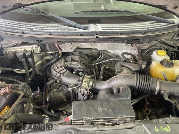 ✅ 2014 Ford F-150 XL • VIN: 1FTMF1EM5EFA86587 • Лот: 64393115. Опубликован ранее на Copart с пробегом 165 549 миль. Бесплатный доступ к архиву аукционных продаж из США и подробный отчёт об истории автомобиля на DreamBid. Изображение 7.