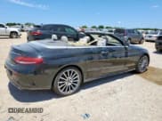✅ 2019 Mercedes-Benz C 300 • VIN: WDDWK8DB2KF854718 • Lot: 62751085. Wystawiony na Copart z przebiegiem Nie podano. Bezpłatny archiwum sprzedaży aukcyjnych z USA i szczegółowy raport historii pojazdu na DreamBid. Zdjęcie 3.