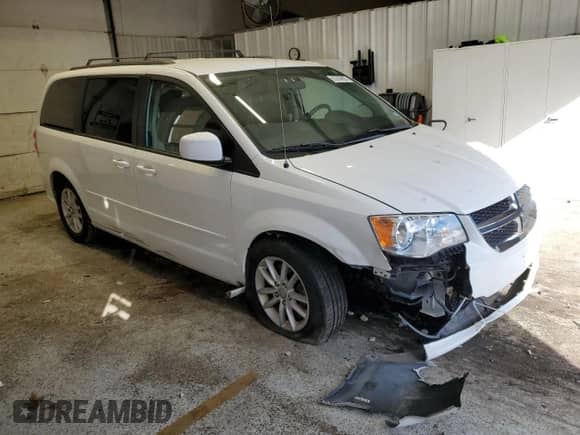 2014 Dodge Grand Caravan SXT z VIN 2C4RDGCG2ER388813, wystawiony jako Copart lot #85200605 z przebiegiem 103 860 mil mil oraz Szkoda całkowita • Salvage title. Historia ofert i sprzedaży dostępna na DreamBid. Obrazek 4.
