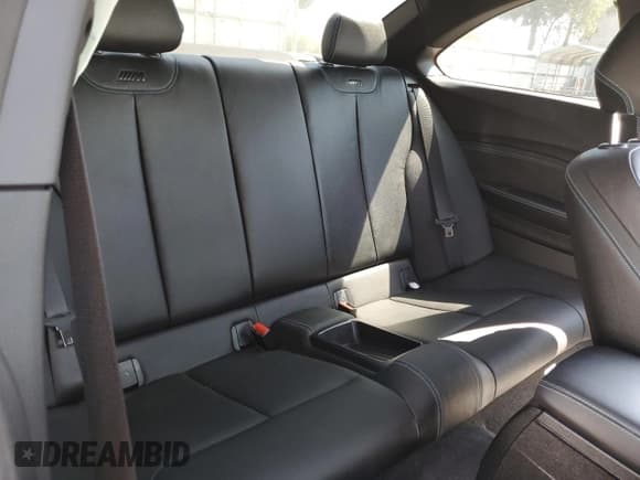 ✅ 2018 BMW M2 • VIN: WBS1J5C55J7B70123 • Лот: 66165655. Опубликован ранее на Copart с пробегом 44 803 миль. Бесплатный доступ к архиву аукционных продаж из США и подробный отчёт об истории автомобиля на DreamBid. Изображение 10.