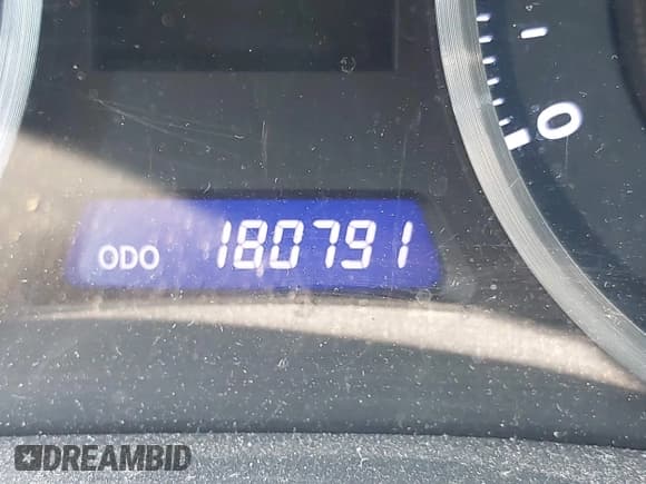 ✅ 2011 Lexus IS 250 • VIN: JTHCF5C22B2034985 • Lot: 42651417. Listed on IAAI with 180,791 mi. Free auction sales archive from the USA and detailed vehicle history report at DreamBid. Image 15.