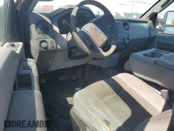 ✅ 2014 Ford F-250 XL • VIN: 1FT7W2A60EEB50521 • Lot: 67129135. Listed on Copart with 154,605 mi. Free auction sales archive from the USA and detailed vehicle history report at DreamBid. Image 8.