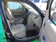 ✅ 2008 Chevrolet HHR LT • VIN: 3GNDA23D48S557871 • Lot: 41585213. Listed on IAAI with 250,971 mi. Free auction sales archive from the USA and detailed vehicle history report at DreamBid. Image 5.