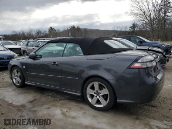 ✅ 2010 Saab 9-3 • VIN: YS3FA7CY9A1613417 • Лот: 45884215. Опубликован ранее на Copart с пробегом 111 806 миль. Бесплатный доступ к архиву аукционных продаж из США и подробный отчёт об истории автомобиля на DreamBid. Изображение 2.