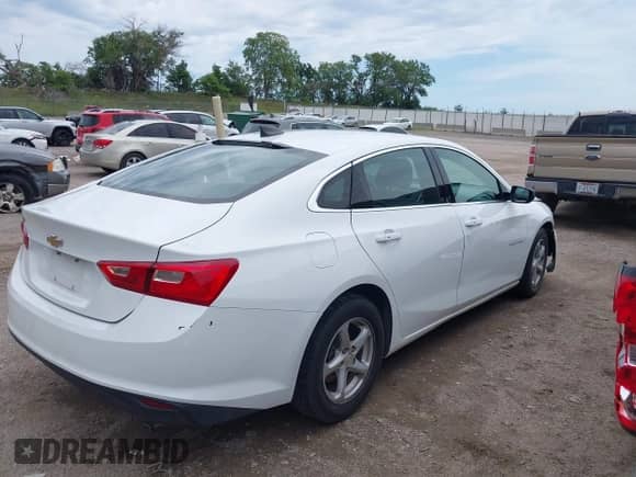 2017 Chevrolet Malibu LS with VIN 1G1ZC5ST4HF131825, listed as a IAAI auction lot 42701761 with 178,092 mi miles and . Bid and sale history available at DreamBid. Image 4.