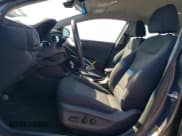 ✅ 2017 Hyundai Ioniq SEL • VIN: KMHC75LC2HU047039 • Lot: 80165824. Wystawiony na Copart z przebiegiem 277 430 mil. Bezpłatny archiwum sprzedaży aukcyjnych z USA i szczegółowy raport historii pojazdu na DreamBid. Zdjęcie 7.