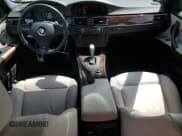 ✅ 2010 BMW 3 Series 335i xDrive • VIN: WBAPL3C57AA407661 • Lot: 61808715. Wystawiony na Copart z przebiegiem 84 531 mil. Bezpłatny archiwum sprzedaży aukcyjnych z USA i szczegółowy raport historii pojazdu na DreamBid. Zdjęcie 8.