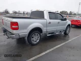 ✅ 2006 Lincoln Mark LT • VIN: 5LTPW18516FJ14952 • Лот: 41177190. Опубликован ранее на IAAI с пробегом Не указан. Бесплатный доступ к архиву аукционных продаж из США и подробный отчёт об истории автомобиля на DreamBid. Изображение 4.