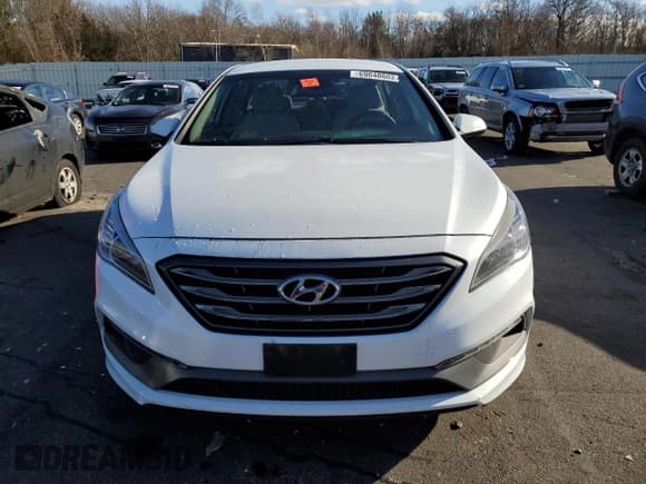 ✅ 2015 Hyundai Sonata Sport • VIN: 5NPE34AF3FH069011 • Lot: 69040802. Listed on Copart with Not provided. Free auction sales archive from the USA and detailed vehicle history report at DreamBid. Image 5.