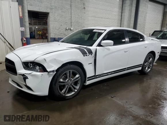 ✅ 2014 Dodge Charger RT Max • VIN: 2C3CDXDTXEH220803 • Lot: 42030345. Wystawiony na Copart z przebiegiem 134 815 mil. Bezpłatny archiwum sprzedaży aukcyjnych z USA i szczegółowy raport historii pojazdu na DreamBid. Zdjęcie 1.