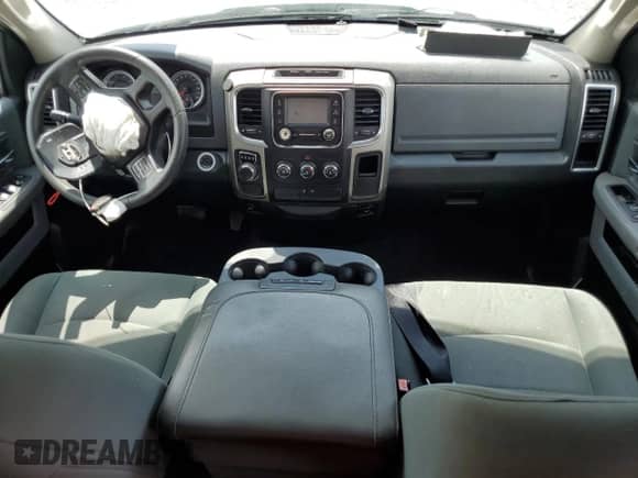 2015 Ram 1500 SLT z VIN 1C6RR6GTXFS578403, wystawiony jako Copart lot #68004065 z przebiegiem 142 903 mil mil oraz Czysty tytuł • Clean title. Historia ofert i sprzedaży dostępna na DreamBid. Obrazek 8.