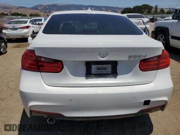 ✅ 2015 BMW 3 Series 328d • VIN: WBA3D3C5XFK158530 • Lot: 60341705. Listed on Copart with 82,950 mi. Free auction sales archive from the USA and detailed vehicle history report at DreamBid. Image 6.