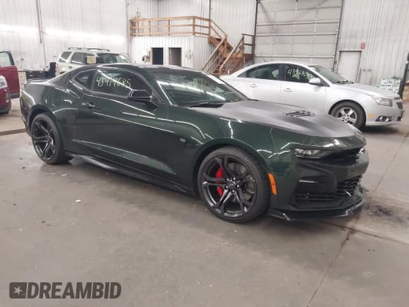 ✅ 2020 Chevrolet Camaro 1SS • VIN: 1G1FE1R72L0105699 • Лот: 43414685. Опубликован ранее на IAAI с пробегом 19 336 миль. Бесплатный доступ к архиву аукционных продаж из США и подробный отчёт об истории автомобиля на DreamBid. Изображение 1.