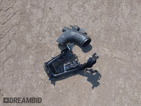 ✅ 2023 Chevrolet Suburban Z71 • VIN: 1GNSKDKD1PR556843 • Lot: 42646396. Listed on IAAI with 18,467 mi. Free auction sales archive from the USA and detailed vehicle history report at DreamBid. Image 12.