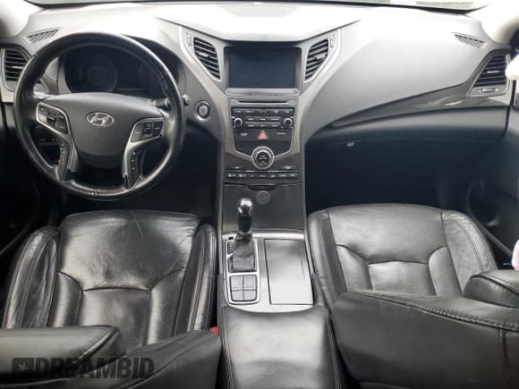 ✅ 2015 Hyundai Azera • VIN: KMHFG4JG5FA453229 • Лот: 51498275. Опубликован ранее на Copart с пробегом Не указан. Бесплатный доступ к архиву аукционных продаж из США и подробный отчёт об истории автомобиля на DreamBid. Изображение 8.
