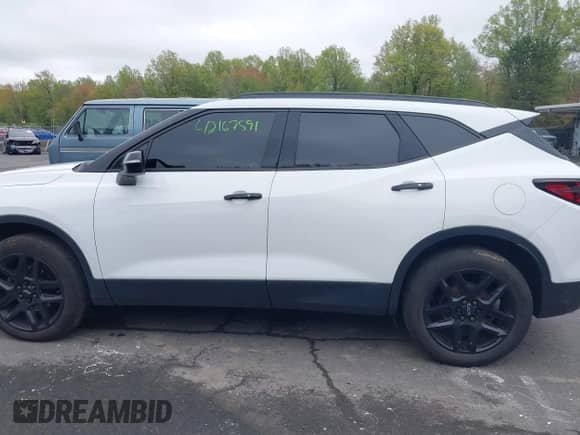 ✅ 2021 Chevrolet Blazer LT • VIN: 3GNKBJRS1MS507041 • Лот: 42167591. Размещён на IAAI с пробегом 77 306 миль миль. Получите бесплатный доступ к архиву аукционных продаж из США и посмотрите подробный отчёт об истории автомобиля на DreamBid. Изображение 14.