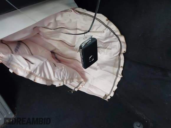 ✅ 2020 Volvo XC90 Momentum • VIN: YV4A221K0L1562969 • Лот: 41313359. Опубликован ранее на IAAI с пробегом 88 305 миль. Бесплатный доступ к архиву аукционных продаж из США и подробный отчёт об истории автомобиля на DreamBid. Изображение 11.