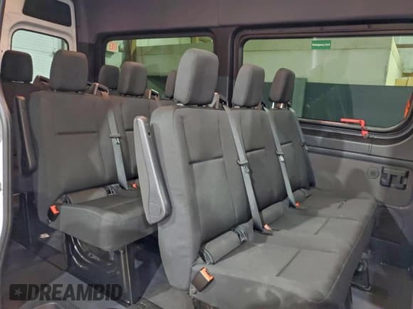 ✅ 2024 Mercedes-Benz Sprinter Passenger • VIN: W1Z4KFHY0RP716952 • Лот: 94914695. Опубликован ранее на Copart с пробегом 35 316 миль. Бесплатный доступ к архиву аукционных продаж из США и подробный отчёт об истории автомобиля на DreamBid. Изображение 11.