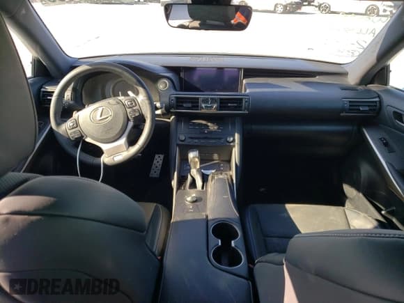 ✅ 2019 Lexus IS 300 • VIN: JTHC81D2XK5035169 • Lot: 47303895. Listed on Copart with 33,869 mi. Free auction sales archive from the USA and detailed vehicle history report at DreamBid. Image 8.