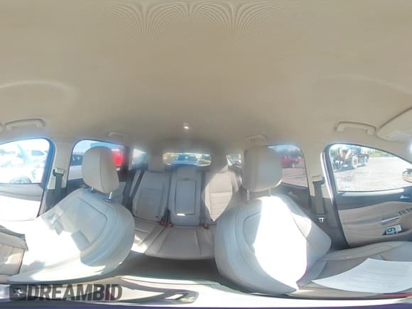 ✅ 2019 Ford Escape SEL • VIN: 1FMCU9HD8KUB25252 • Lot: 70593115. Listed on Copart with 100,204 mi. Free auction sales archive from the USA and detailed vehicle history report at DreamBid. Image 15.