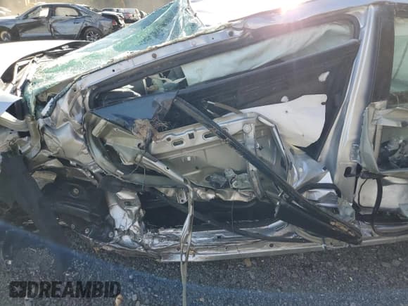 ✅ 2018 Nissan Maxima SV • VIN: 1N4AA6AP2JC409039 • Lot: 90113855. Wystawiony na Copart z przebiegiem Nie podano. Bezpłatny archiwum sprzedaży aukcyjnych z USA i szczegółowy raport historii pojazdu na DreamBid. Zdjęcie 7.