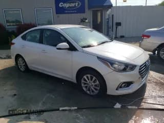 ✅ 2021 Hyundai Accent SE • VIN: 3KPC24A65ME135179 • Лот: 62889944. Опубликован ранее на Copart с пробегом 27 488 миль. Бесплатный доступ к архиву аукционных продаж из США и подробный отчёт об истории автомобиля на DreamBid. Изображение 4.