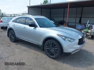 ✅ 2017 Infiniti QX70 • VIN: JN8CS1MU1HM143722 • Lot: 42400807. Listed on IAAI with 102,355 mi. Free auction sales archive from the USA and detailed vehicle history report at DreamBid. Image 1.